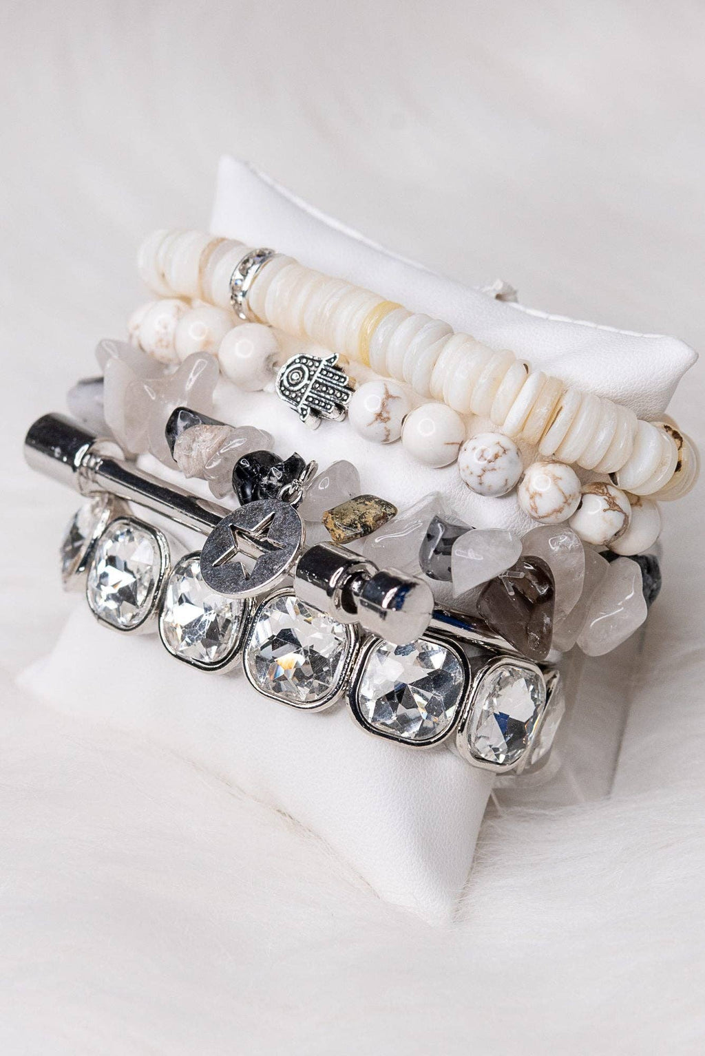 Vera White Bracelet Set